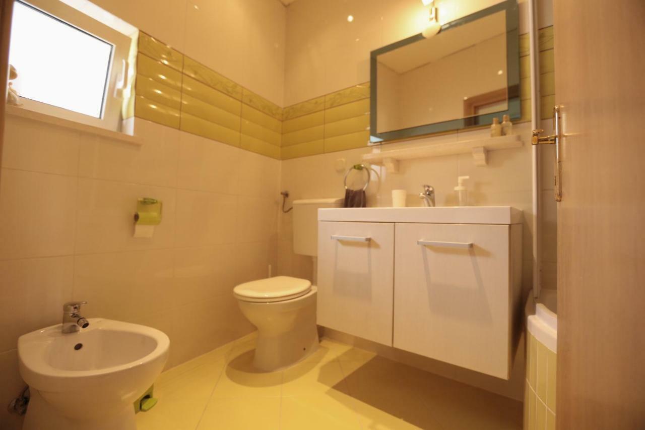 Apartman Vrsalovic Sumartin Exterior foto